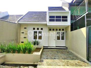 Pesona Batu Tulis Asri