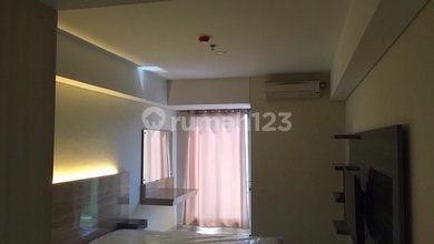 Apartemen Furnished Disewakan Segera Kondisi Bagus di Simpang Lima
