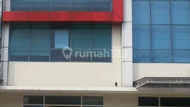 Ruko 3 lantai di Bintaro, di jalan besar dan dekat perumahan