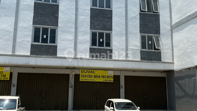 Ruko Wilayah Ramai Akses Mudah di Ancol, Jakarta Utara