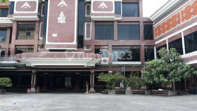 GEDUNG LANTAI 4 LOKASI DI JANTUNG KOTA DENPASAR