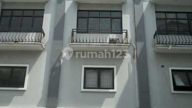 Ruko Toho Elang laut PIK