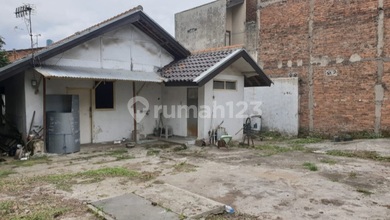 Dijual Ruko 3 Lantai Lokasi Strategis Jl. Jamika