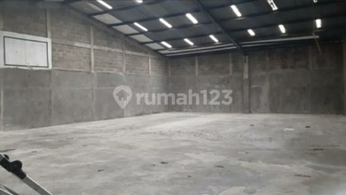 Gudang di mainroad Sadang, akses kontainer