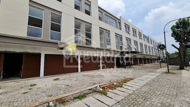 Ruko di Majapahit Junction , Semarang ( Vn 2392 )