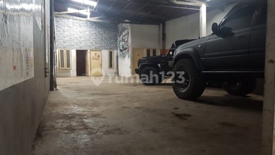 Gudang Eks Bengkel di Mainroad Jl. Raya Padalarang, Kabupaten Bandung Barat