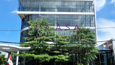 DI  GEDUNG KANTOR DI DHARMAWANGSA