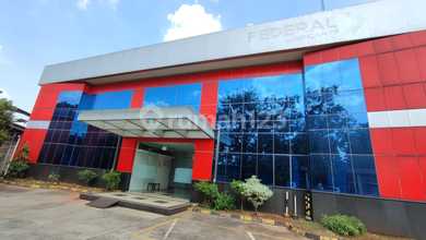 Gudang + Office siap pakai 
di JIEP Pulo Gadung