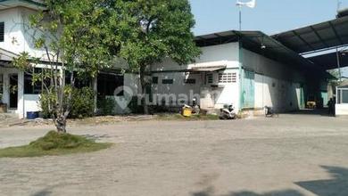 gudang di tegal alur