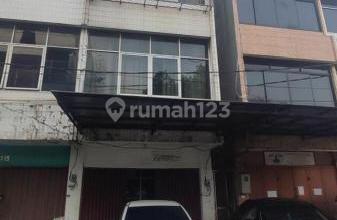 Ruko Bagus Siap Huni Terjangkau dan Strategis di Cempaka Putih Jakarta Pusat