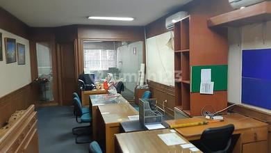 Ruko Strategis Akses Gampang di Gambir, Jakarta Pusat