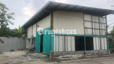 BANGUNAN COCOK UNTUK USAHA DI NGAGEL 2 LANTAI DAN SANGAT LEBAR