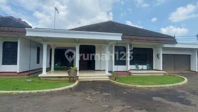 Jual Segera Rumah Mewah di Kalimalang, Jakarta Timur, Luas 1833 m2