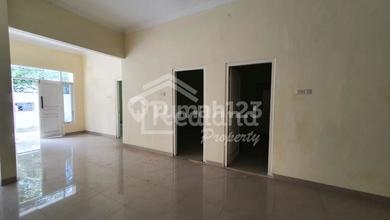 Rumah Siap Tempat dengan LT m2 Unfurnished