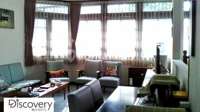 Jual Cepat Rumah Elit area Tubagus Ismail, Bandung, LT 312 m2