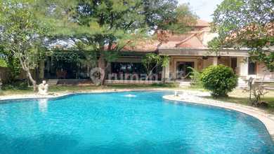 Penawaran Eksklusif, rumah Prestisius di Denpasar Barat, Denpasar, LB 1000m²