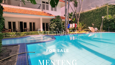 Di jual rumah lama layak huni di menteng jakpus