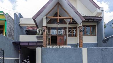 Jual Rumah Eksklusif Luas 220 m2 Kawasan Lembang, Bandung Barat