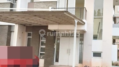 Rumah Premium area Green Lake City, Jakarta Barat, LT 153 m2