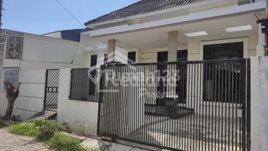 Rumah Siap Pakai di Kawasan Puri Anjasmoro, Semarang, LT 160m²
