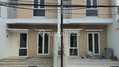 Jual Rumah Nyaman di Tambaksari, Surabaya - LT 100m²