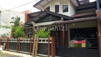 Rumah Area Premium Pondok Kelapa, Jakarta Timur - Harga Menarik 3,5 Miliar
