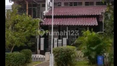 Rumah Area Premium Pondok Kelapa, Jakarta Timur - Harga Menarik 3,3 Miliar