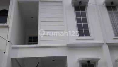 Jual Rumah Siap Huni area Tomang, Jakarta Barat, Luas 120 m2