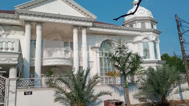 Jual Rumah Eksklusif Luas 694 m2 Area Duren Sawit, Jakarta Timur