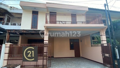 Jual Rumah Mewah LT 134 m2 Area Pondok Kelapa, Jakarta Timur