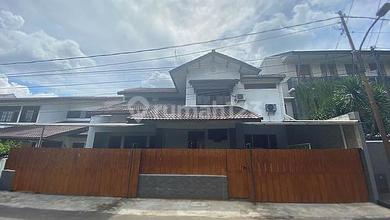 Jual Rumah 300 di Lebak Bulus, Jakarta Selatan