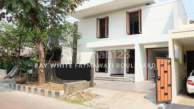Jual Segera Rumah Mewah area Lebak Bulus, Jakarta Selatan, Luas 300 m2