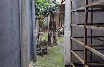 Jual Rumah Cantik Luas 350 m2 area Sudirman, Bandung