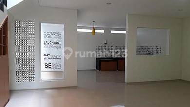 Jual Cepat Rumah Elit area Moch Toha, Bandung, Luas 144 m2