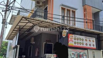 Jual Rumah Megah LT 105 m2 Kawasan Jelambar, Jakarta Barat
