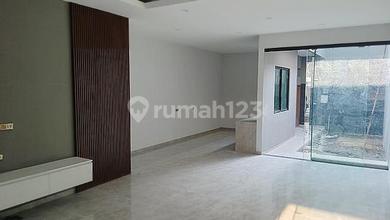 Rumah Minimalis di Kopo, Bandung, LT 150 m2