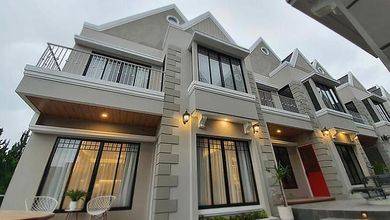 Rumah Eksklusif Luas 100 m2, area Setra Duta, Bandung