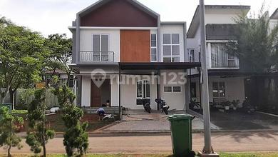 Rumah Area Premium Serpong, Tangerang Selatan - Harga Terbaik 4,3 Miliar