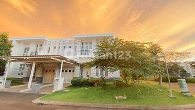 Jual Rumah Cantik LT 286 m2 di Gading Serpong The Spring, Tangerang