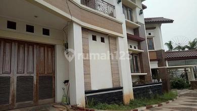 Rumah Area Luxury Pluit, Jakarta Utara - Harga Menarik 35 Miliar