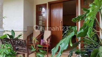 Rumah Premium Luas 352 Jual di Ciputat, Tangerang Selatan