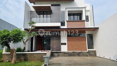 Jual Rumah Siap Huni area Gading Serpong, Tangerang, LT 300 m2