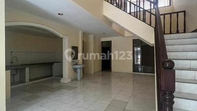Jual Rumah Mewah Luas 161 m2 Kawasan Pantai Indah Kapuk, Jakarta Utara