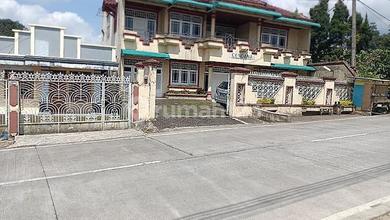 Villa Pacet,dijual Pinggir Jalan 