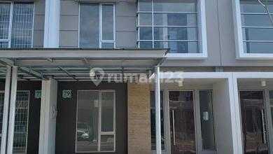 Dijual Rumah Golf Island Pik 6x15 Siap Huni