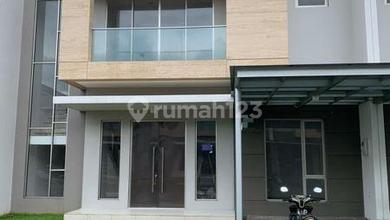 Disewakan Rumah Minimalis Daerah Pantai Indah Kapuk, Jakarta Utara, Luas  150 m2