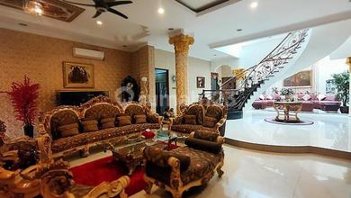 Rumah Mewah di Sunter, Jakarta Utara, 6 Kamar Tidur, LT 529m²
