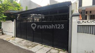 Rumah Area Premium Petojo, Jakarta Pusat - Harga Terbaik 2,9 Miliar
