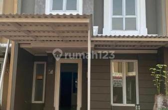 Rumah Mewah  Lokasi Strategis Daerah Gading Serpong