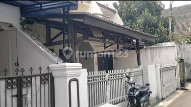 Jual Rumah Siap Huni area Tebet, Jakarta Selatan, Luas 138 m2